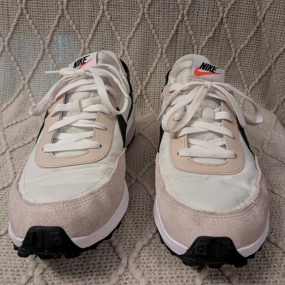 Women's Nike Waffle Debut - Size 10 - Picture 2 of 7